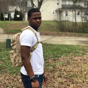 Meet your Posher, Avery